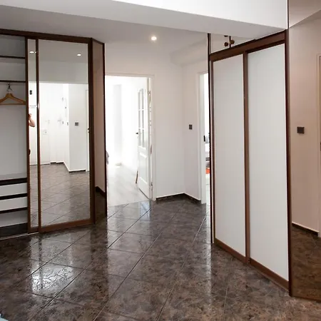 Uroczy Apartament Rzeczna Kolobrzeg Exterior photo